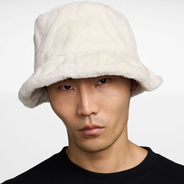 Nike APEX Insulated Hat HF7194-030