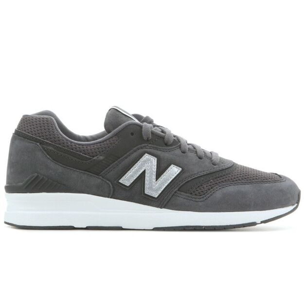New Balance WL697SHC