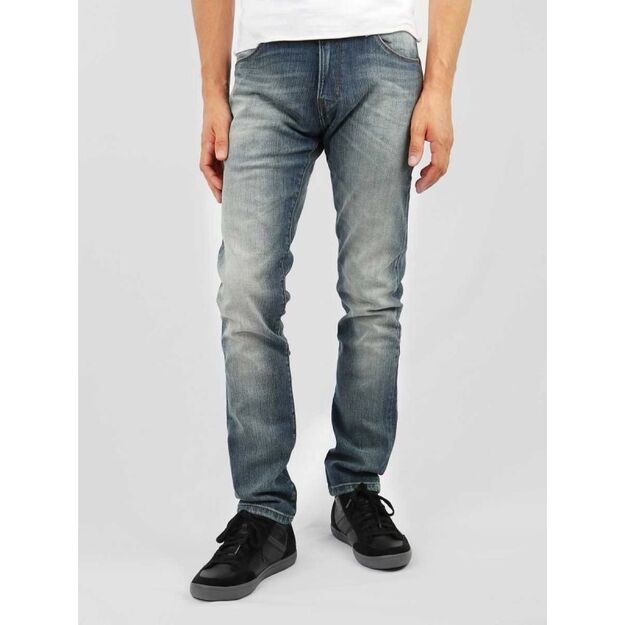 Wrangler&reg; Larston Slim Tapered W18S0878G