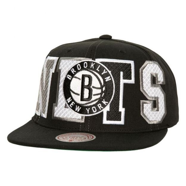Mitchell & Ness Varsity Bust Snapback Brooklyn Nets HHSS6461-BNEYYPPPBLCK