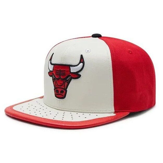 Mitchell & Ness NBA Day One Snapback Bulls Cap 6HSSMM19224-CBUWHRD