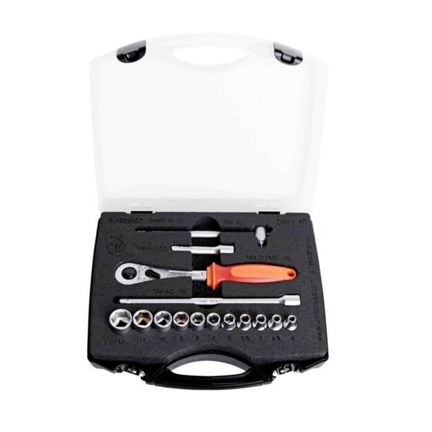 UNIOR 1/4  socket wrench set in a box
