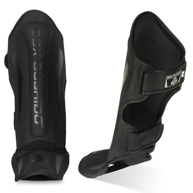 Shin guards -  Black Master  shin guards - S